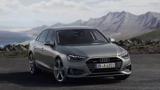 Audi A4 2019 3