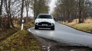 Aston Martin DBX S