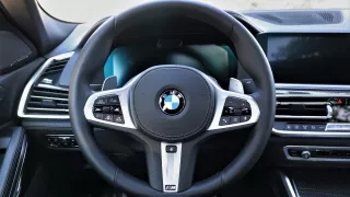 BMW X6 M50i