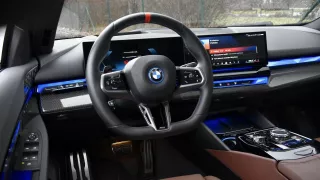 BMW i5