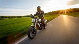 Ducati Scrambler 1100 carshot 3