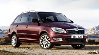 Na STK povinně každý rok. Evropská komise chce zkrátit intervaly prohlídek pro desetiletá auta