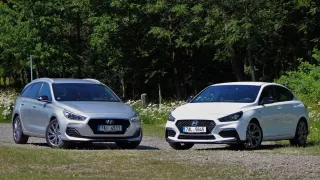 Hyundai i30 Fastback ve sportovním kabátu vs. rodinné kombi. Jak se liší a co je lepší?