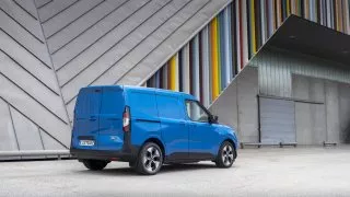 Ford E-Transit Courier