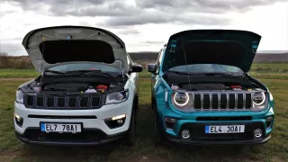 Jeep Renegade 4xe a Jeep Compass 4xe