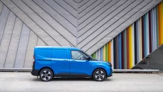 Ford E-Transit Courier