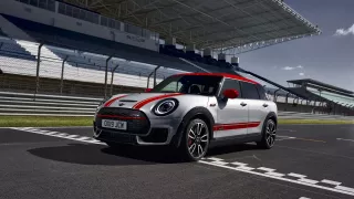 MINI John Cooper Works Clubman 5