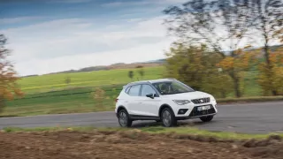 SEAT Arona 1.0 TSI jízda 6