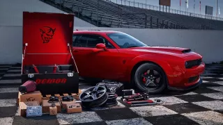 10 neskutečných faktů o Challengeru SRT Demon - Ob