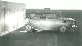 Nárazová zkouška Škody 100