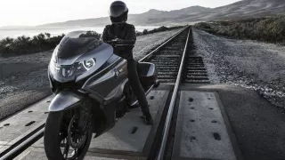 BMW Motorrad 101 Concept - Obrázek 6