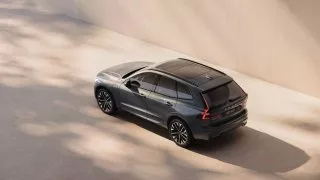 Volvo XC60 po faceliftu (2025)