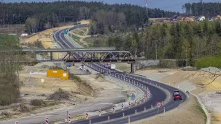 Maximální rychlost 150 km/h zřejmě bude na dálnici D3. O dalších úsecích se spekuluje. Musí splňovat přísné podmínky