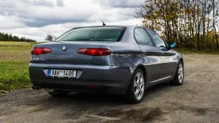 Alfa Romeo 166