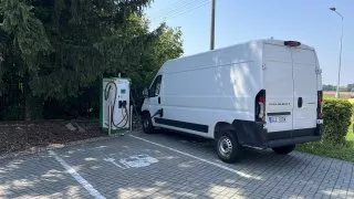 Peugeot e-Boxer L3H2