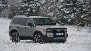 Toyota Land Cruiser 250 je nezničitelný protilék na moderní dobu
