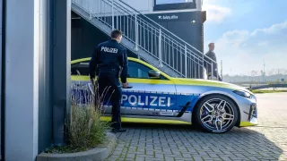 Policejní BMW i4 AC Schnitzer