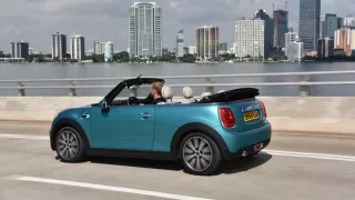 Mini Cooper Cabrio pro rok 2016 - Obrázek 7