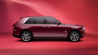 Rolls-Royce Cullinan Belle Wildberry