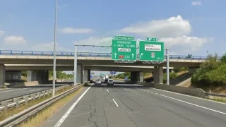 Pokuta 2000 korun za 20 sekund v levém pruhu. Pozor na nové pravidlo na dálnicích