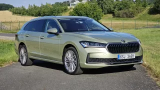 Škoda Superb Combi 1.5 TSI mHEV