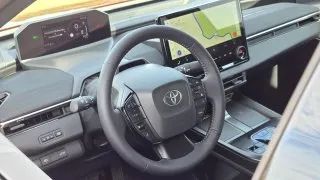 Toyota C-HR+