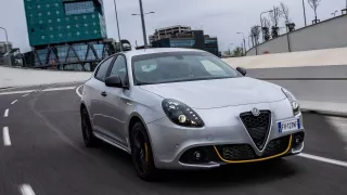 Alfa Romeo Giulietta (8 ks)