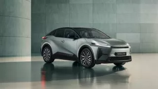 Toyota C-HR+