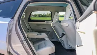 Volvo ES90