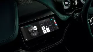 Apple CarPlay Ultra
