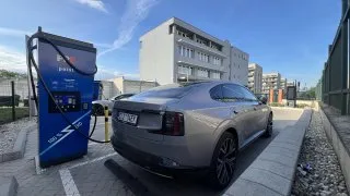 Volvo ES90