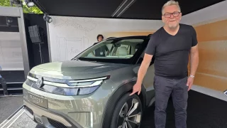 My nepotřebujeme být agresivní. Naše auta se smějí, říká šéfdesignér Volkswagenu