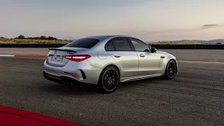 Nový Mercedes-AMG C63 S E Performance