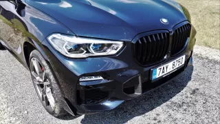 BMW X5 M50i