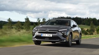 Citroën naděluje slevy až do výše 130 tisíc korun. Na ceny ze začátku roku to ale nestačí