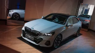 BMW i5