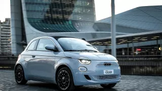 2. místo Fiat 500 e