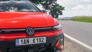 Volkswagen Golf GTI Edition 50
