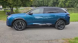 Peugeot 5008 Dual Motor