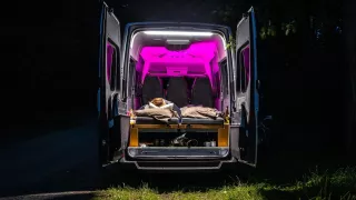 VW Crafter s vestavbou Sicar