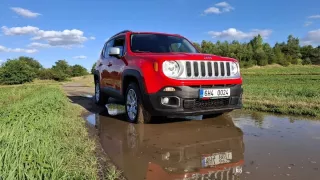 Ojetý Jeep Renegade překvapí v terénu i výběrem motorů. Se servisem není problém
