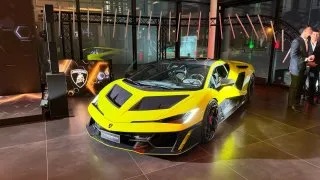 Lamborghini v Česku otevřelo nový showroom. Šéf automobilky řekl, proč je i náš trh důležitý
