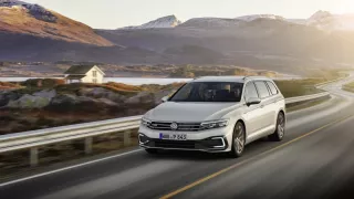 Volkswagen Passat GTE a GTE Variant 2019 12