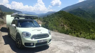 Countryman bez oddechu pokračuje dál