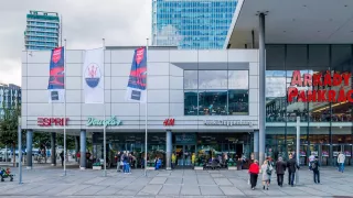 Pražské obchodní centrum hostí velkou výstavu Mase