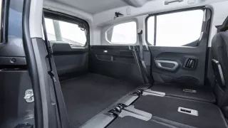 Toyota PROACE CITY 2019 interiér 20