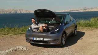 Jedeme do Chorvatska - Tesla Model Y