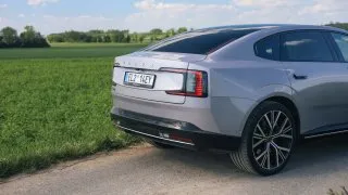 Volvo ES90