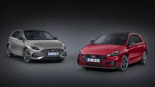 Modernizovaný Hyundai i30 myslí i na fandy benzinových motorů bez turba. Má novou patnáctistovku