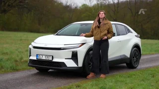 Recenze Toyoty C-HR+ FWD Style